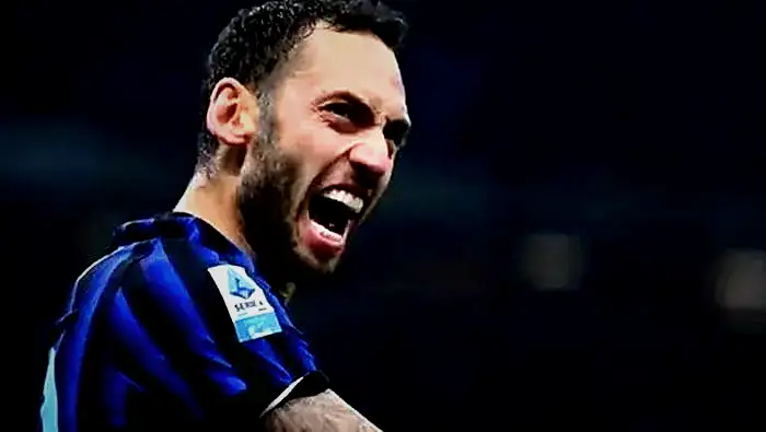 fenerbahcede maksat orta saha dus transferi icin harekete gecildi 1 Qiyb2TJg
