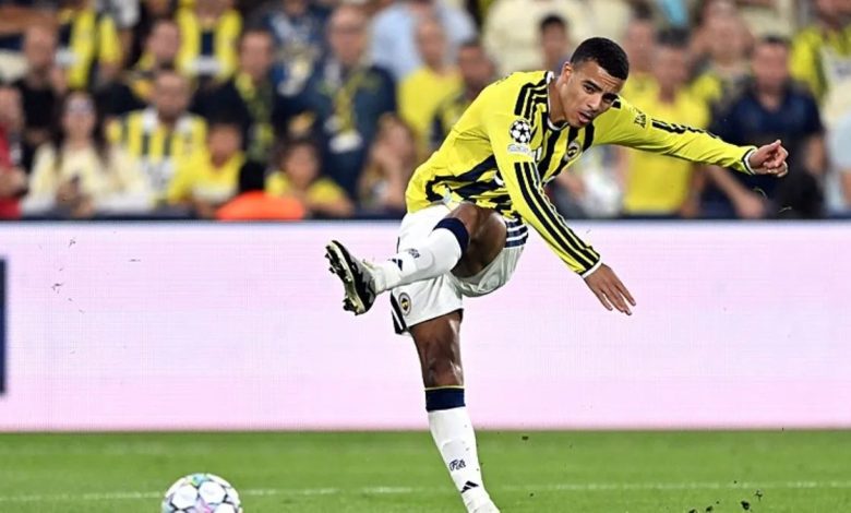Fenerbahçe'de Mason Greenwood hazırlık maçında kırmızı kart gördü! 2 fenerbahcede mason greenwood hazirlik macinda kirmizi kart gordu 1IDeUaAz