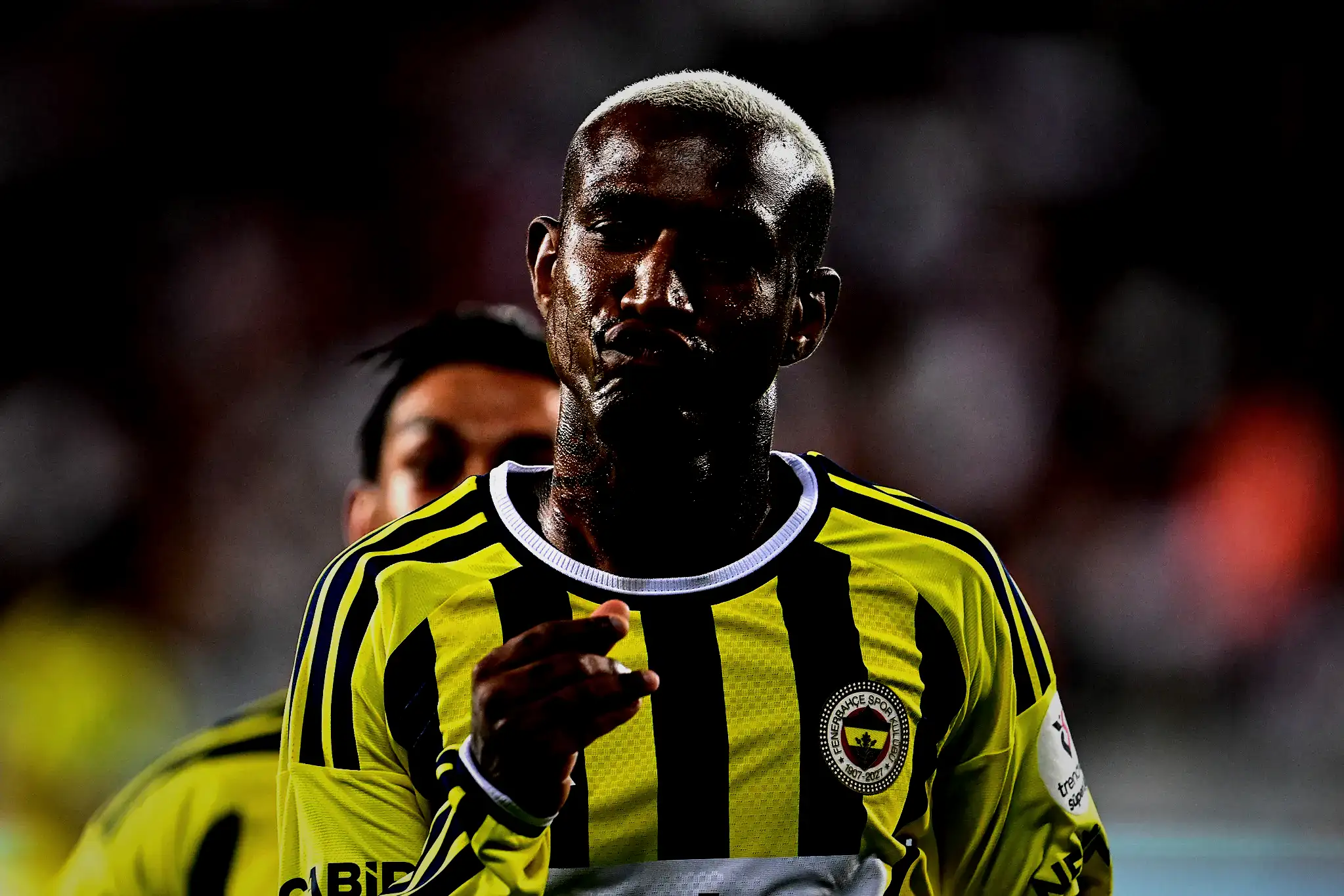 fenerbahcede ocak ayi plani degisti asensionun yerine yildiz 10 numara 6 yVOrMZri