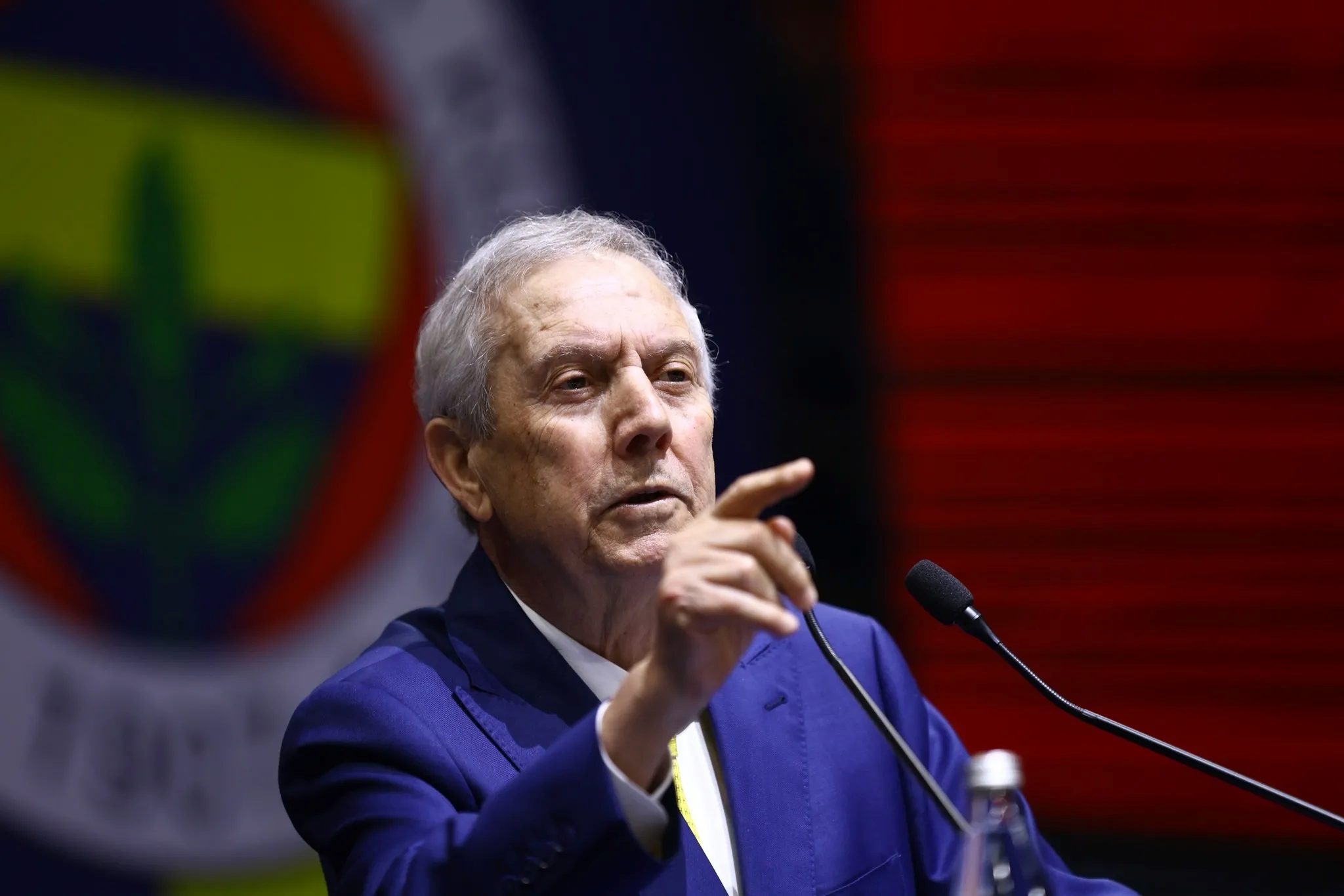 Fenerbahçe'den orta alana 3 yıldız! Ara transfer için harekete geçildi 3 fenerbahceden orta alana 3 yildiz ara transfer icin harekete gecildi 1 e4YGyKET