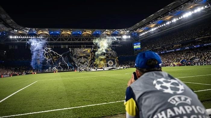 Fenerbahçe'den Roma maçında Frankenstein koreografisi 3 fenerbahceden roma macinda frankenstein koreografisi 1 BcedvPzS