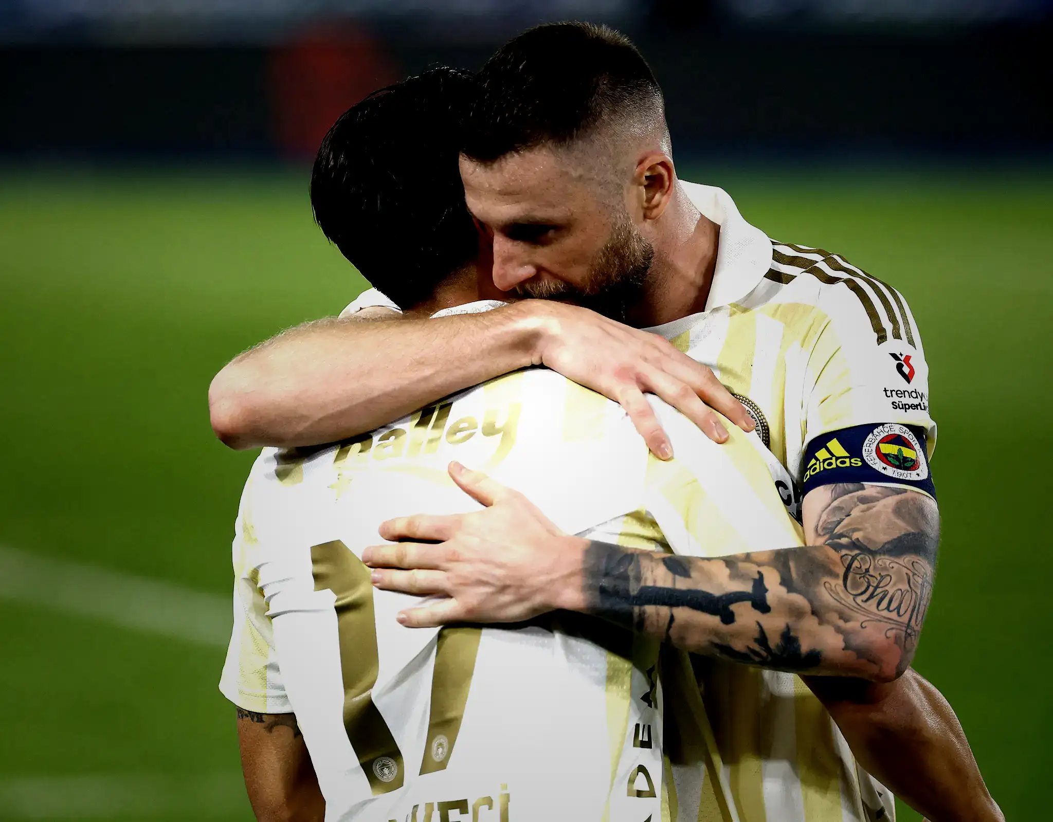fenerbahceli yildizdan buyuk fedakarlik mac sonu gercek ortaya cikti 11 C2smVpnX