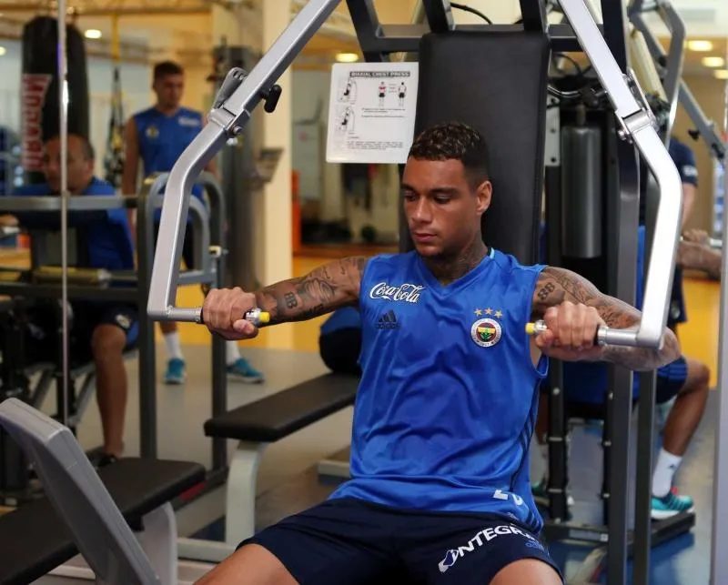 fenerbahcenin eski yildizindan flas itiraf ayrilmam icin tehditler aldim 2 dj56VZOV