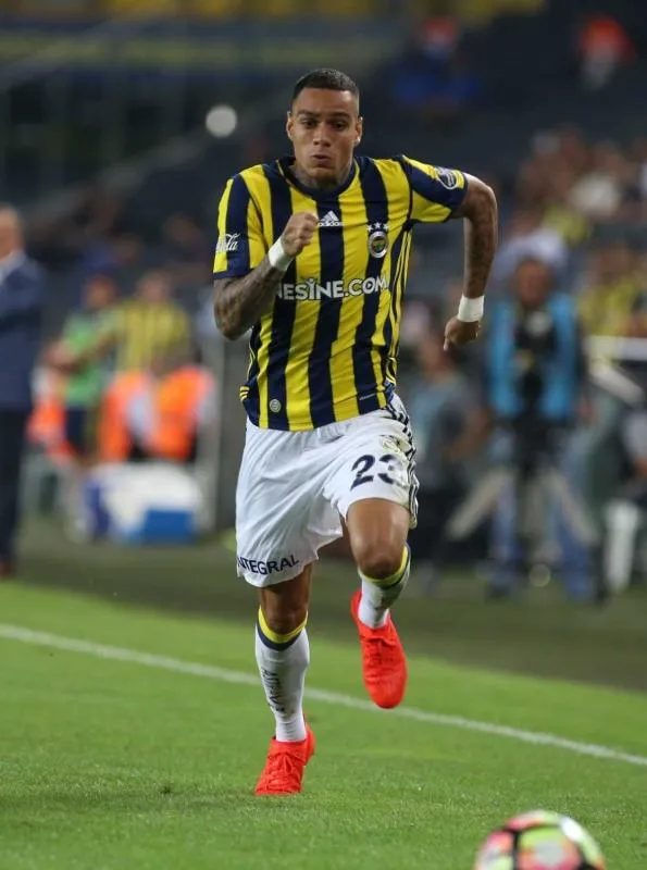 fenerbahcenin eski yildizindan flas itiraf ayrilmam icin tehditler aldim 5 5bgwAv5v
