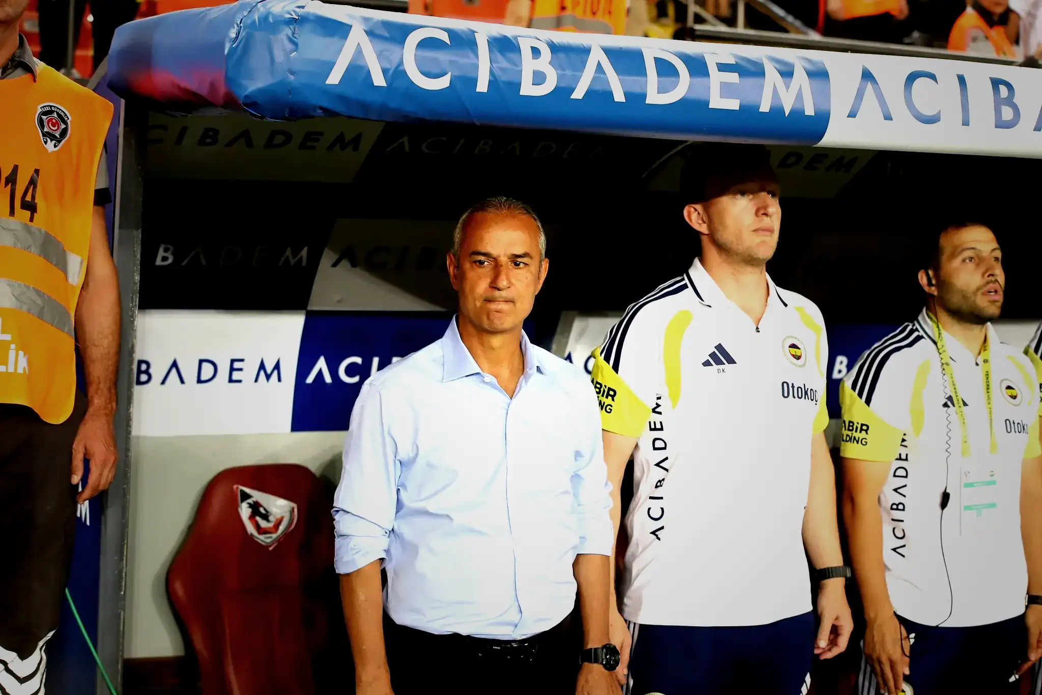 Fenerbahçe'nin orta saha listesi ortaya çıktı! İşte o 3 isim 18 fenerbahcenin orta saha listesi ortaya cikti iste o 3 isim 16 zOAVC723