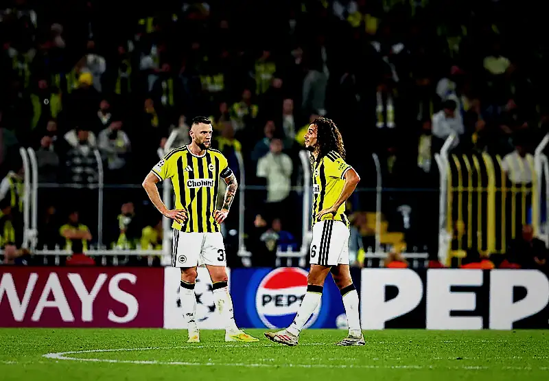 Fenerbahçe'nin Şampiyonlar Ligi'nde kaçırdığı dev gelir ortaya çıktı! Slavia Prag beraberliği değerliye patladı 4 fenerbahcenin sampiyonlar liginde kacirdigi dev gelir ortaya cikti slavia prag beraberligi degerliye patladi 2 nPq3a6pc