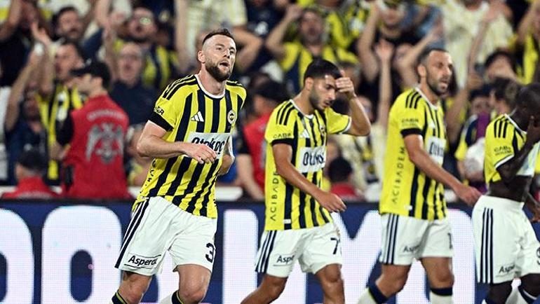 fenerbahcenin yildizi milan skriniar sahneye cikti 14 yil bir birinci gerceklesti 0 t5pJB9HR
