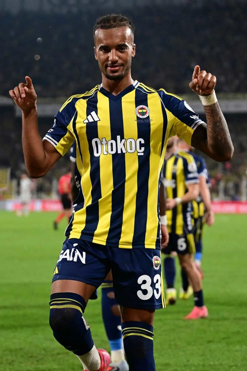 Fenerbahçe'nin yıldızına Ada'dan transfer kancası! İşte sarı-lacivertlilerin talebi 14 fenerbahcenin yildizina adadan transfer kancasi iste sari lacivertlilerin talebi 12 zYHj7sNy