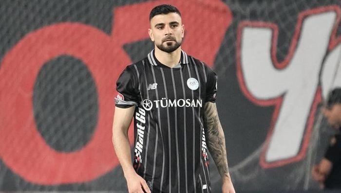 Fenerbahçe'ye Muhteşem Lig'den stoper! Transfer için görüşmeler sürüyor 5 fenerbahceye muhtesem ligden stoper transfer icin gorusmeler suruyor 3 QFOpfe7A