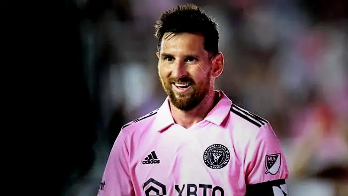 Forbes, dünyanın en çok kazanan 10 futbolcusunu açıkladı! Listede Türkiye'den 1 yıldız var... 2 forbes dunyanin en cok kazanan 10 futbolcusunu acikladi listede turkiyeden 1 yildiz var 0 y2mFbjSL