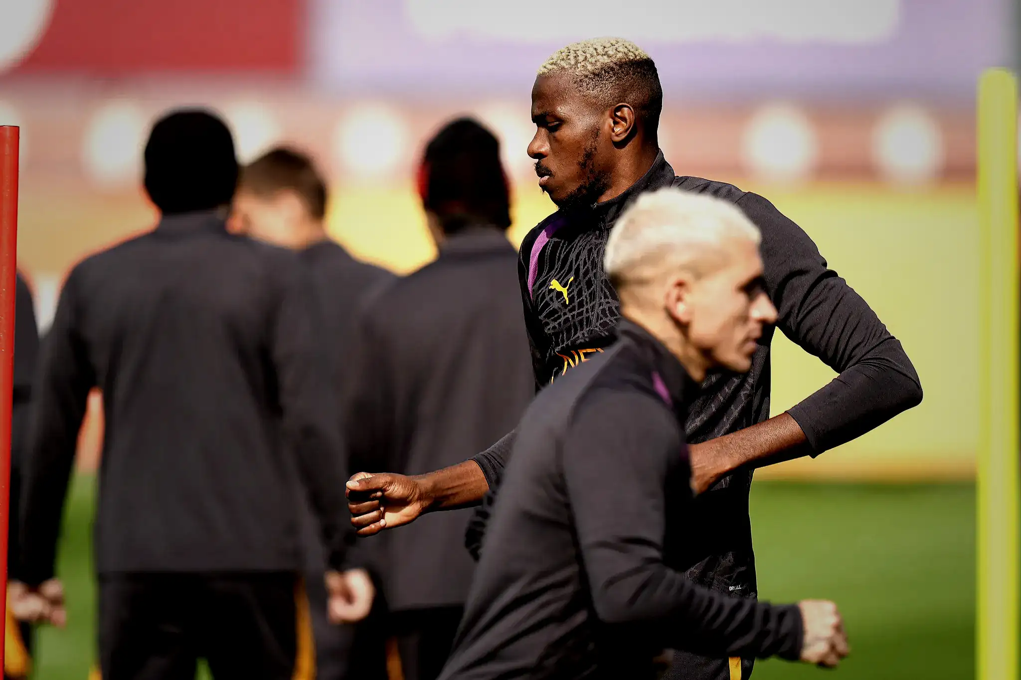 Fransız gazeteciden Galatasaray itirafı: Yıldız transferlerinden etkileniyoruz! 23 fransiz gazeteciden galatasaray itirafi yildiz transferlerinden etkileniyoruz 22 lwprGF8G