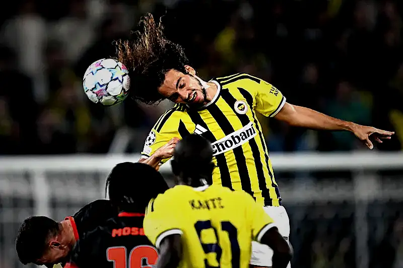 Fransızlardan Matteo Guendouzi'ye sert tenkit: Fenerbahçe'yi batırdı! 12 fransizlardan matteo guendouziye sert tenkit fenerbahceyi batirdi 10 62lILZVu