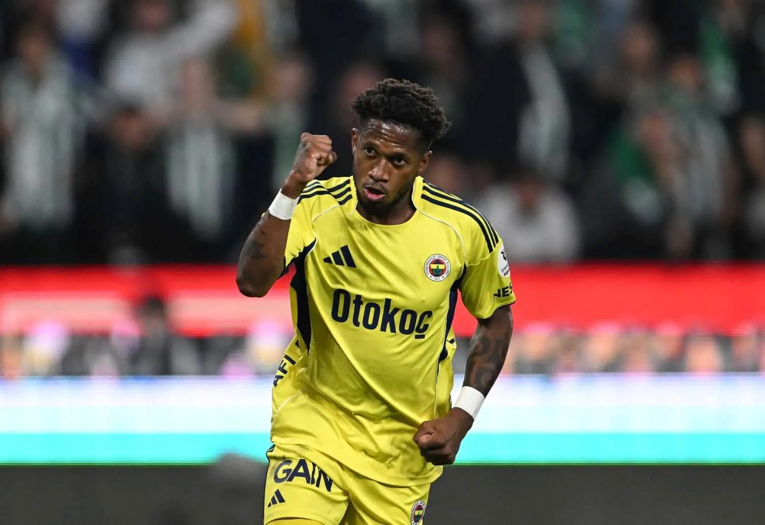 Fred'den flaş Jhon Duran sözleri! "Hiçbir şeyi takmıyor" 8 fredden flas jhon duran sozleri hicbir seyi takmiyor 6 YcNacZdV