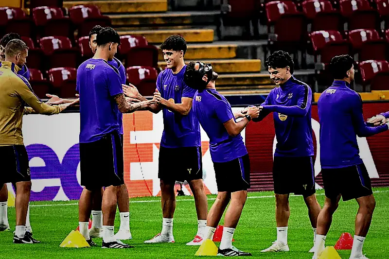 Galatasaray-Barcelona maçı için yapay zeka tahmini! İşte beklenen skor ve golcü adayları 9 galatasaray barcelona maci icin yapay zeka tahmini iste beklenen skor ve golcu adaylari 7 a3IGttCO