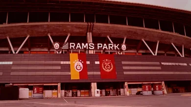 Galatasaray - Barcelona maçı öncesi karaborsa operasyonu! 9 kuşkulu gözaltında 16 galatasaray barcelona maci oncesi karaborsa operasyonu 9 kuskulu gozaltinda HZQb112k