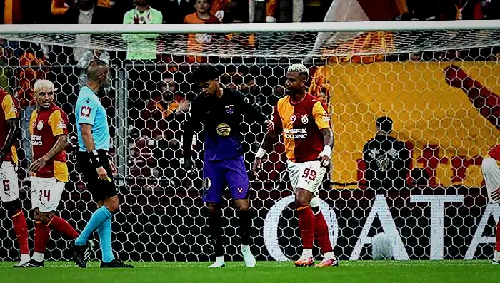 galatasaray barcelona macinin akabinde lamine yamalin leminaya yansisi olay oldu 0 eDnGaAvy