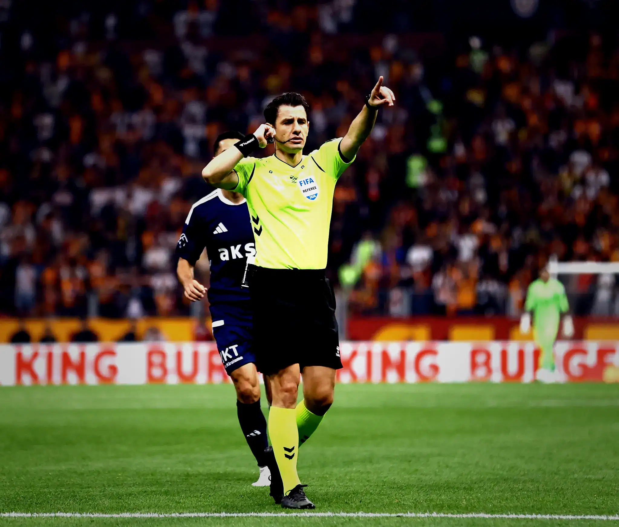GALATASARAY HABERİ: Ahmet Çakar'dan kırmızı kart yorumu! Bariz gol talihi var mıydı? 15 galatasaray haberi ahmet cakardan kirmizi kart yorumu bariz gol talihi var miydi 13 vhRqSZT3