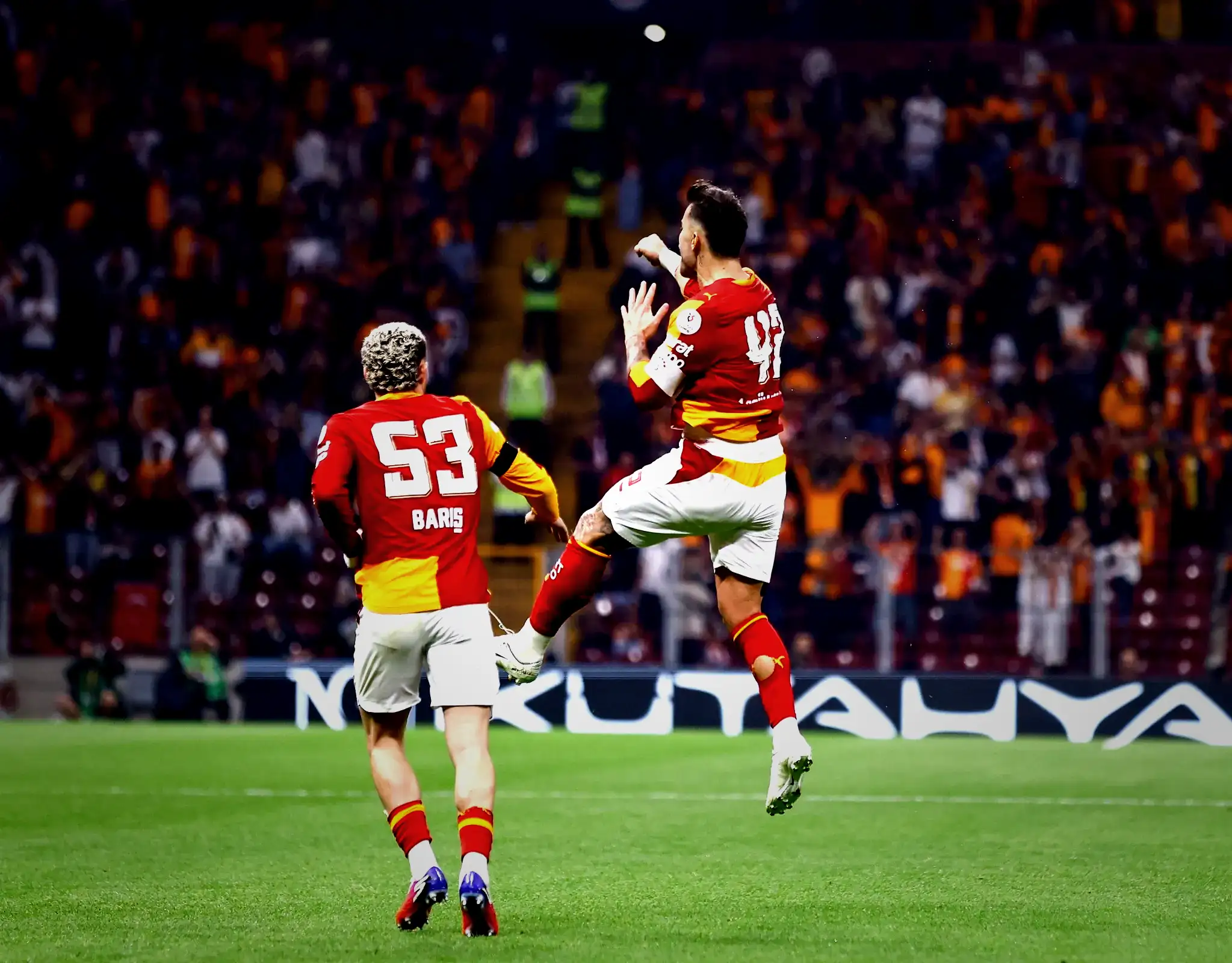 GALATASARAY HABERİ: Ahmet Çakar'dan kırmızı kart yorumu! Bariz gol talihi var mıydı? 6 galatasaray haberi ahmet cakardan kirmizi kart yorumu bariz gol talihi var miydi 4