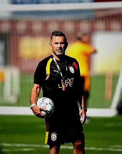 GALATASARAY HABERİ: İlkay Gündoğan'ın reaksiyonuna Okan Buruk'tan flaş cevap! 13 galatasaray haberi ilkay gundoganin reaksiyonuna okan buruktan flas cevap 11 TI1R4RWa