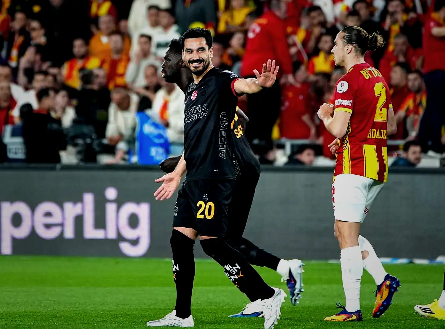 GALATASARAY HABERİ: İlkay Gündoğan'ın reaksiyonuna Okan Buruk'tan flaş cevap! 17 galatasaray haberi ilkay gundoganin reaksiyonuna okan buruktan flas cevap 15 zEr5JE6v