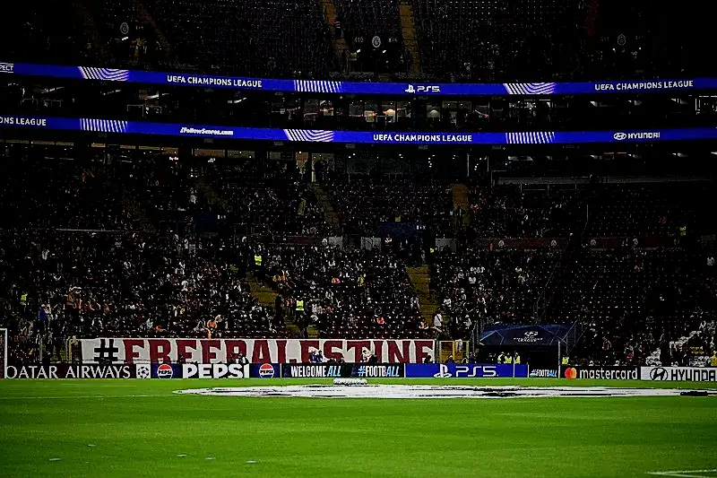 Galatasaray tribünlerinden Filistin’e destek! 2 galatasaray tribunlerinden filistine destek 0 1sFl4S5m