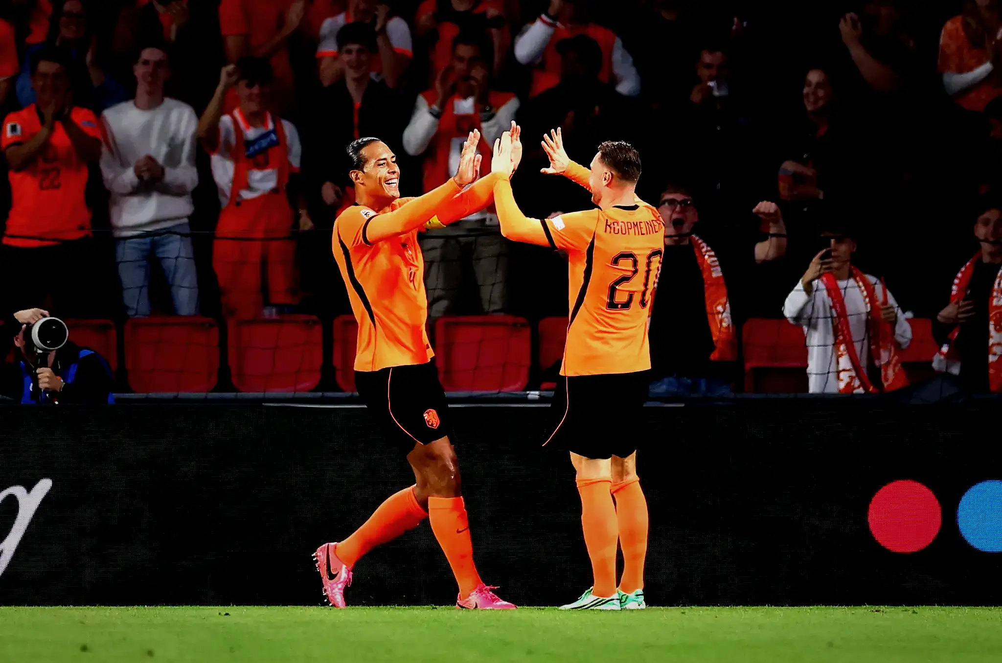 Galatasaray ve Juventus masaya oturuyor! Dönem sonuna kadar kiralanacak 21 galatasaray ve juventus masaya oturuyor donem sonuna kadar kiralanacak 19