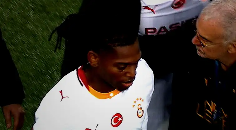 Galatasaray'a derbi öncesi kötü haber! 16 dakikada çıktı 1 galatasaraya derbi oncesi kotu haber 16 dakikada cikti 7uUEBadw
