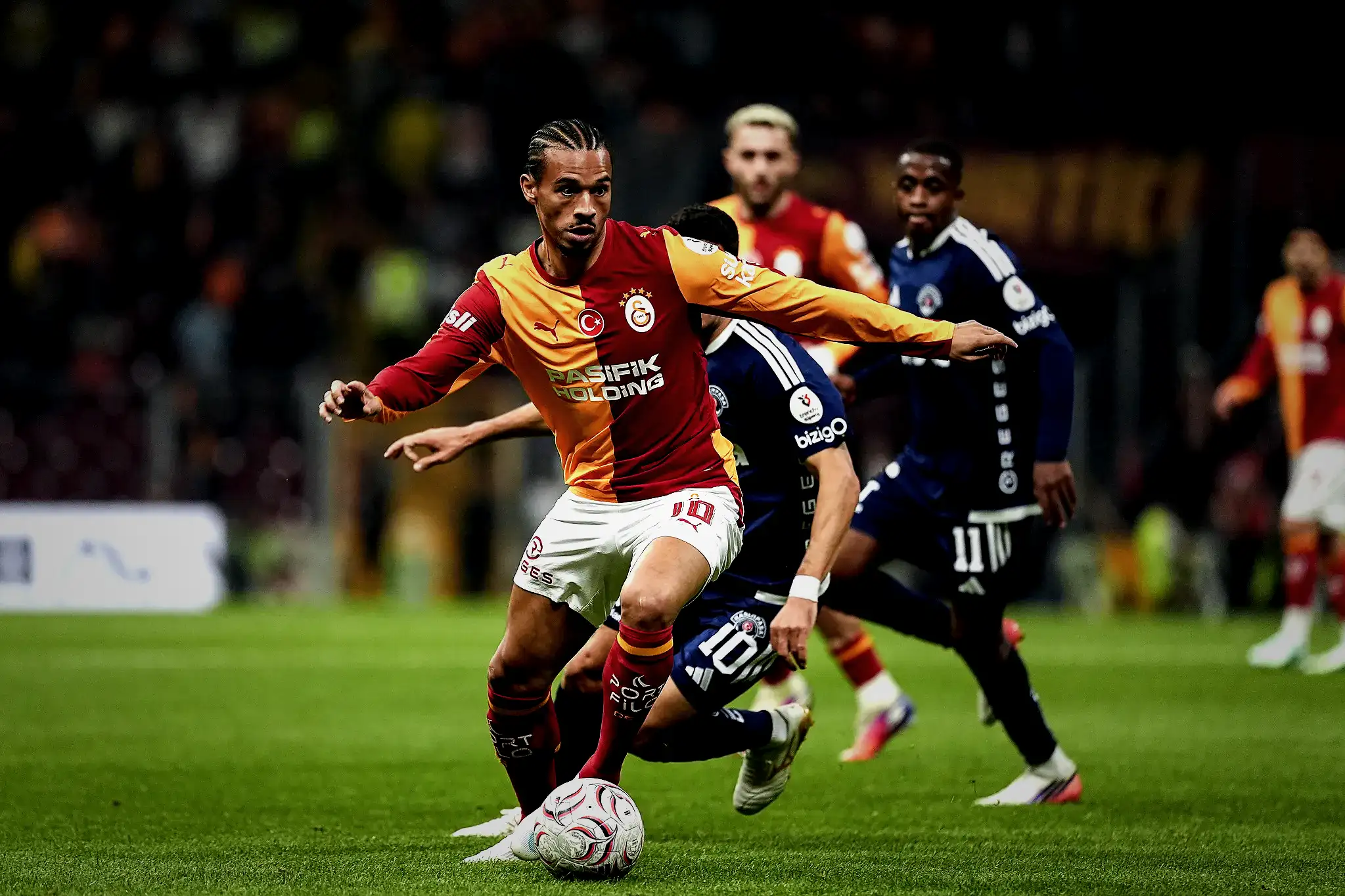 Galatasaray'da Bruno Fernandes transferi ona bağlı! Yıldız isimle yollar ayrılabilir 15 galatasarayda bruno fernandes transferi ona bagli yildiz isimle yollar ayrilabilir 13 D7sY9Bk5