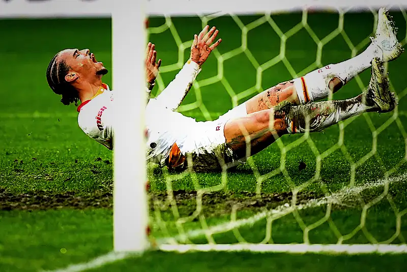galatasarayda lille ve fenerbahce maclari icin leroy sane karari 6 fJUWbrmt