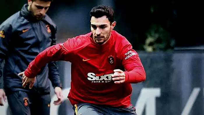 Galatasaray'da Okan Buruk artık kadroda istemiyor! 2 yıldız bavulunu topladı 4 galatasarayda okan buruk artik kadroda istemiyor 2 yildiz bavulunu topladi 2 nlHlF88K