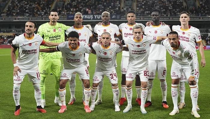 Galatasaray'da Okan Buruk'tan Osimhen ve Lemina sonrası kritik karar! 2 yıldız 11'e dönüyor 8 galatasarayda okan buruktan osimhen ve lemina sonrasi kritik karar 2 yildiz 11e donuyor 6 BBcHCfIt