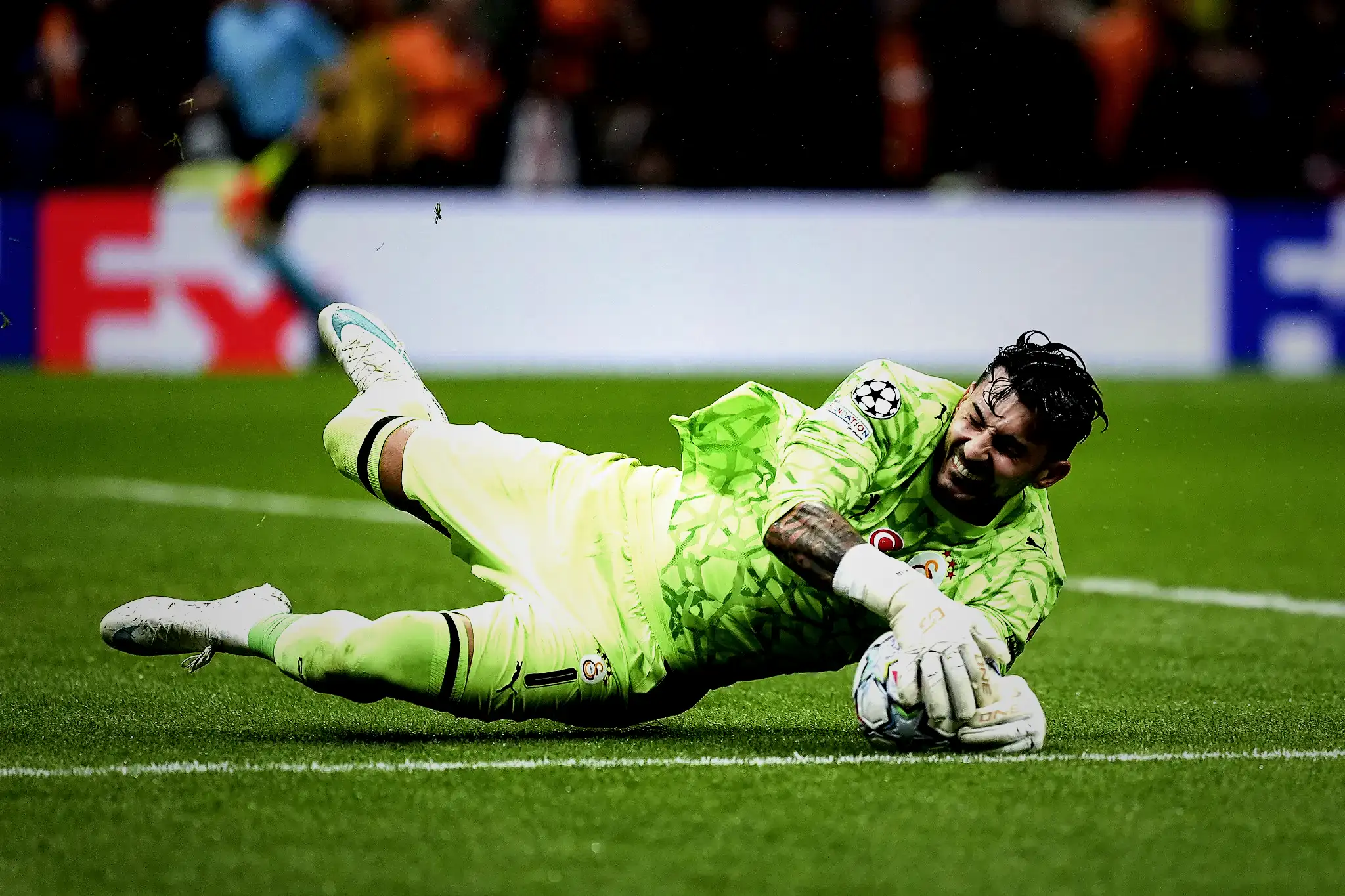 Galatasaray'da Okan Buruk’tan Uğurcan Çakır’a özel görüşme! Lille maçı öncesi tam takviye 4 galatasarayda okan buruktan ugurcan cakira ozel gorusme lille maci oncesi tam takviye 2 VJ3gqRav