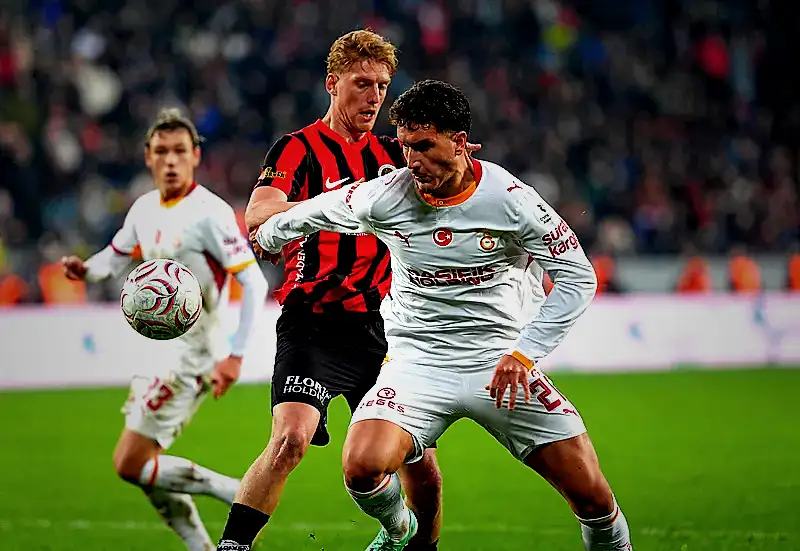 Galatasaray'da Rafael Leao için derbi seferberliği! Oynamak istediğini iletti 3 galatasarayda rafael leao icin derbi seferberligi oynamak istedigini iletti 1 5wAHKLZF