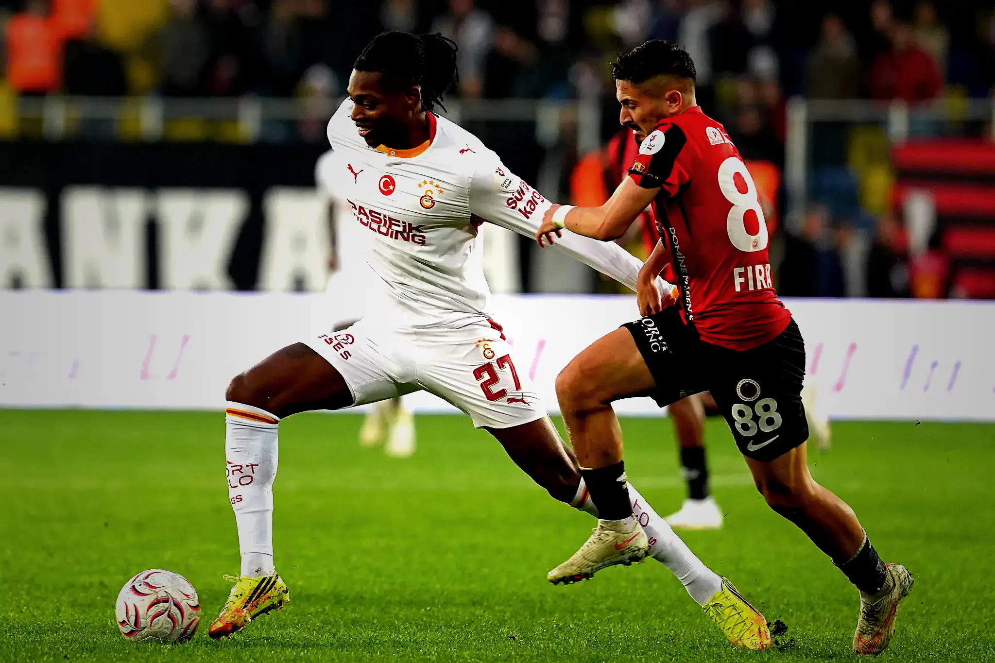 Galatasaray'da Rafael Leao Lille maçına Fenerbahçe derbisine yetişebilecek mi? 3 galatasarayda rafael leao lille macina fenerbahce derbisine yetisebilecek mi 1