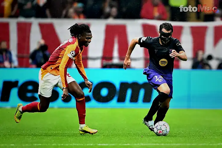 galatasarayda rafael leao taraftarlari hayrete dusurdu 8 hHcgchGV