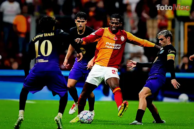 galatasarayda rafael leao taraftarlari hayrete dusurdu 9 D2v3y1lC