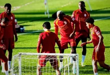 galatasarayda victor osimhen geri donuyor iste son durumu O2zLYru2