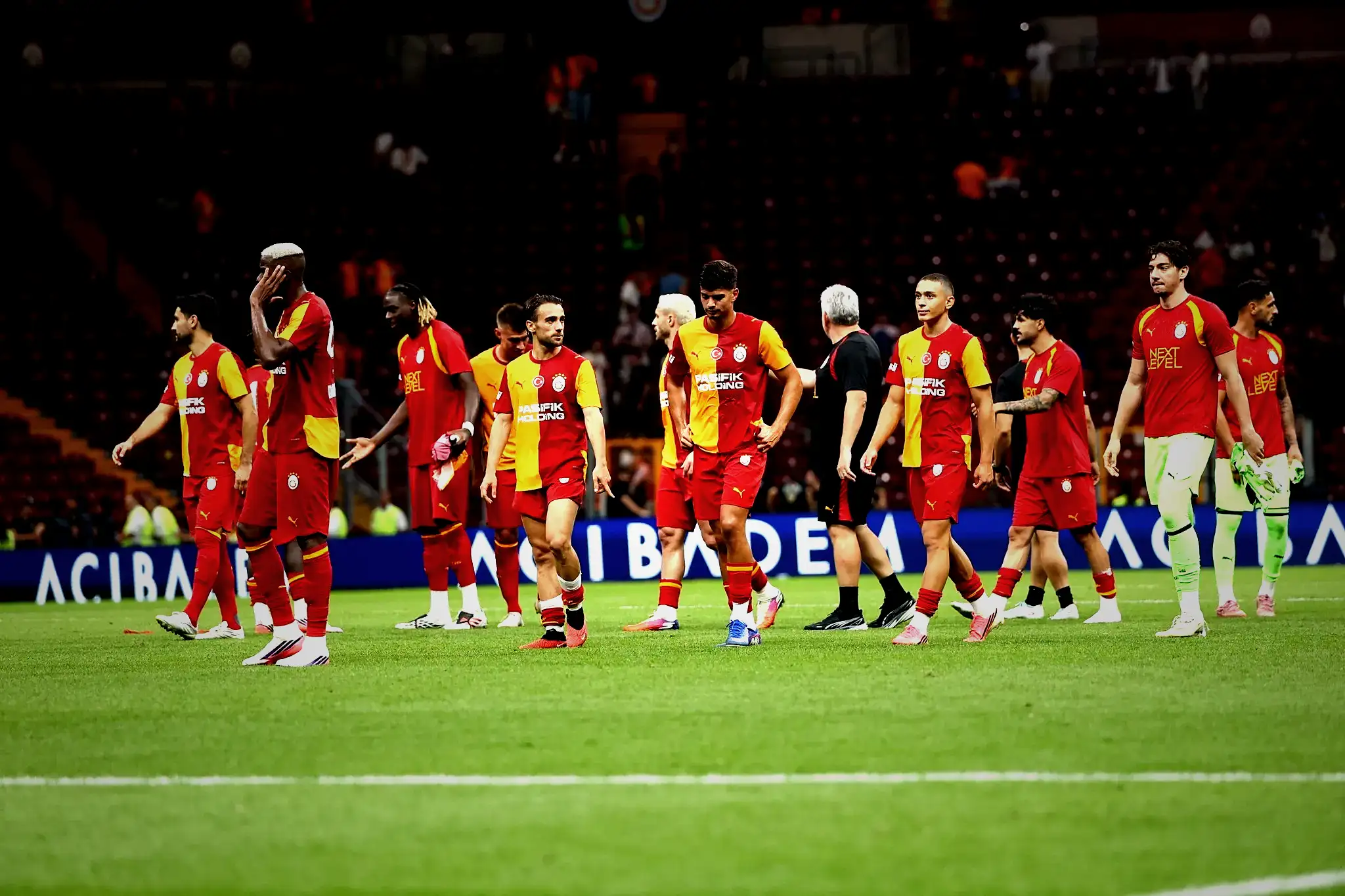 Galatasaray'da yeni transfer kadrodan ayrılmak istiyor! 5 galatasarayda yeni transfer kadrodan ayrilmak istiyor 3 JVHVnOZG