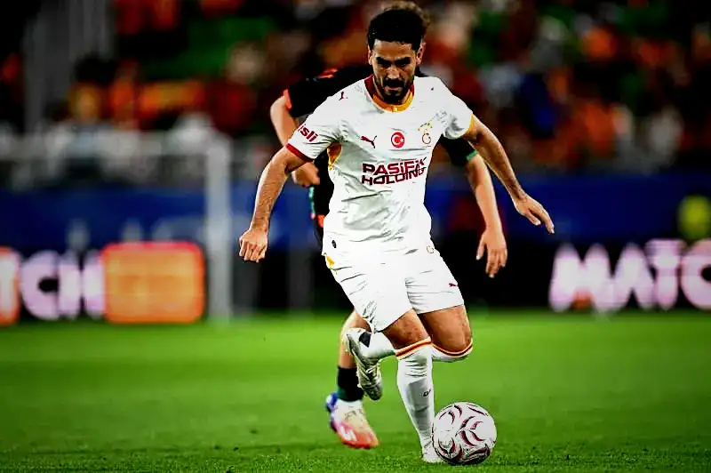 Galatasaray'da yıldız isim için flaş karar! 7 galatasarayda yildiz isim icin flas karar 5 CMLTBgAK
