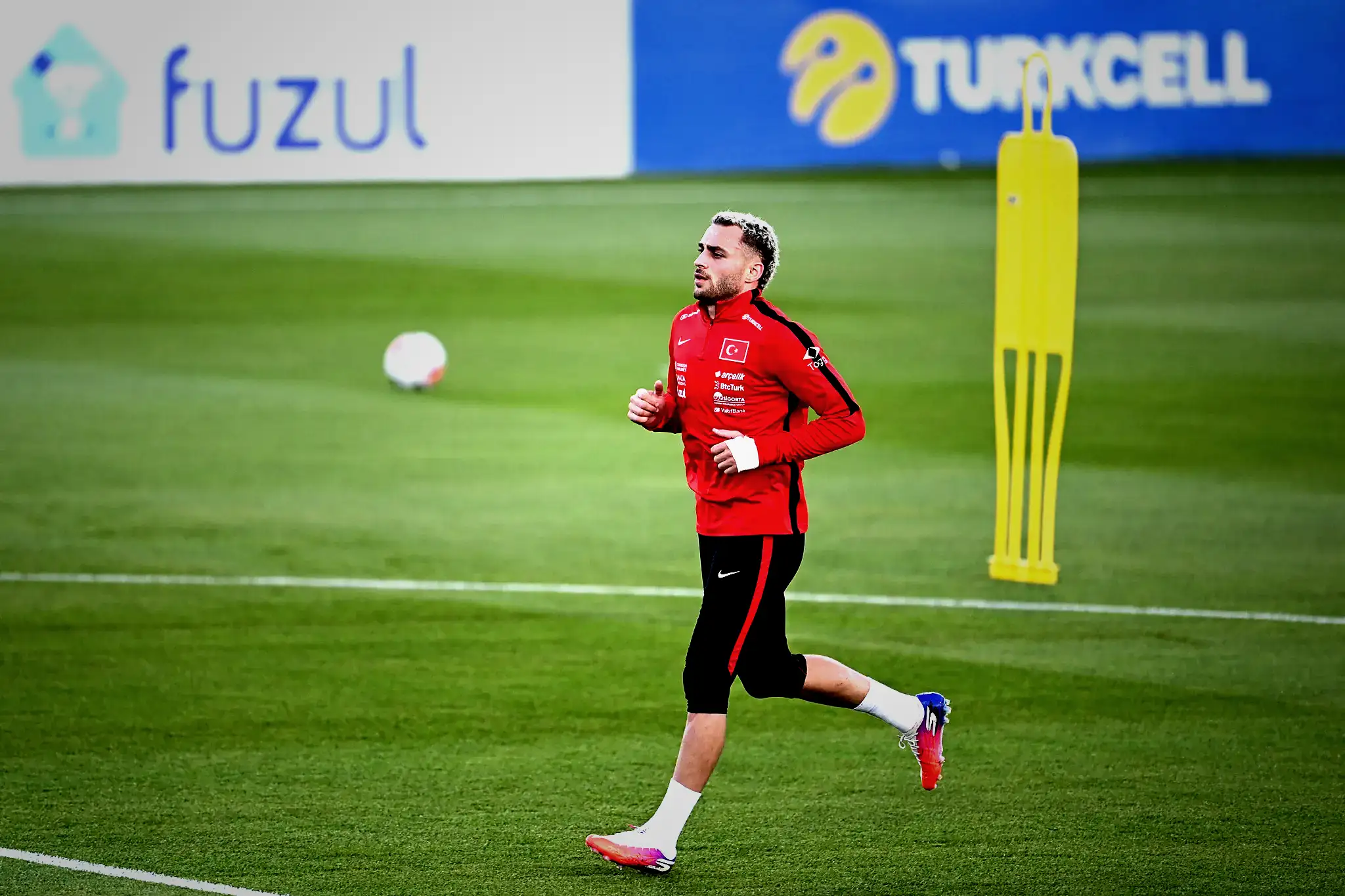 Galatasaray'dan flaş Barış Alper Yılmaz kararı! Form düşüklüğü sonrası... 4 galatasaraydan flas baris alper yilmaz karari form dusuklugu sonrasi 2 MJD9jS65