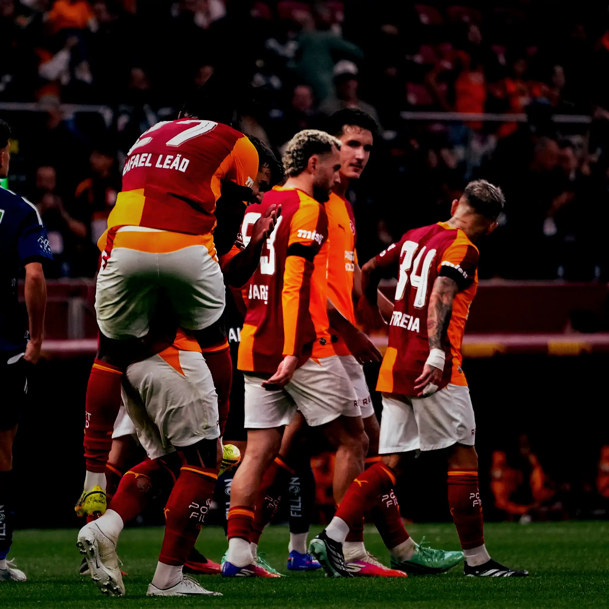 Galatasaray'dan flaş hamle! 2 isme imza attırılacak 3 galatasaraydan flas hamle 2 isme imza attirilacak 1