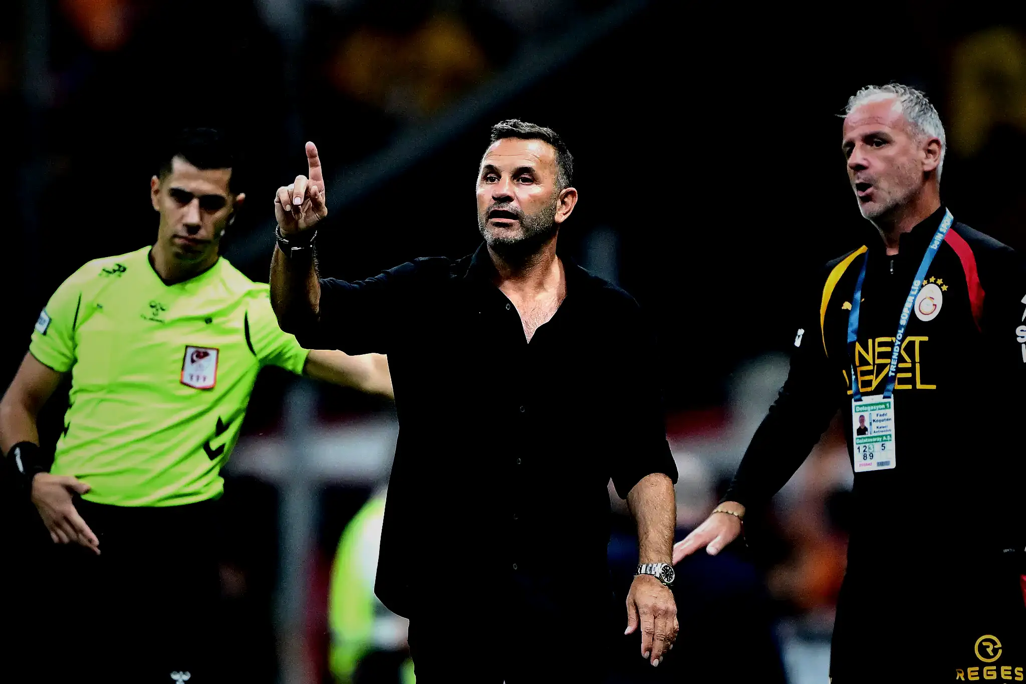 Galatasaray'dan flaş hamle! 2 isme imza attırılacak 11 galatasaraydan flas hamle 2 isme imza attirilacak 9 Az5SYLU1