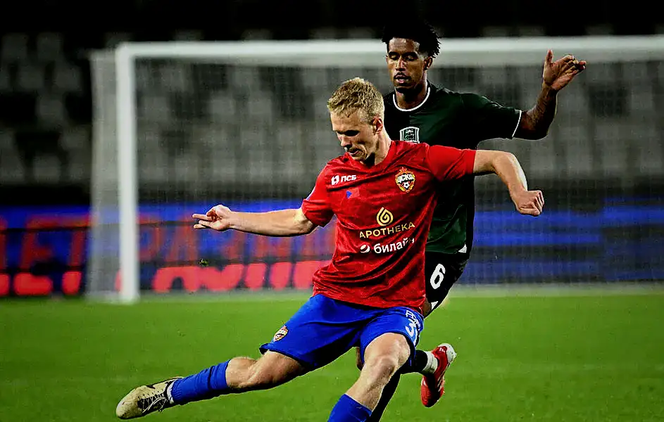 galatasaraydan genc rus yildiza kanca batrakovun akabinde 6
