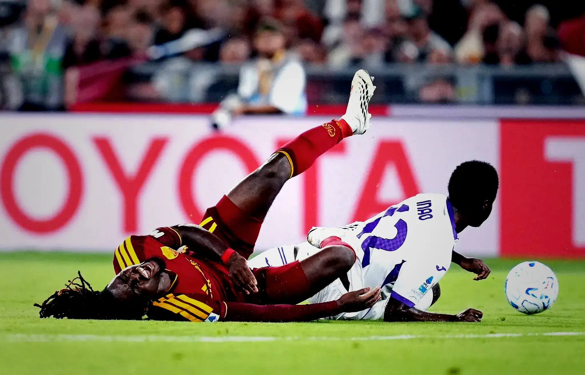 Galatasaray'dan Oulai için yeni hamle! Genç yıldız transfere sıcak bakıyor 5 galatasaraydan oulai icin yeni hamle genc yildiz transfere sicak bakiyor 3 QGNE3QGN