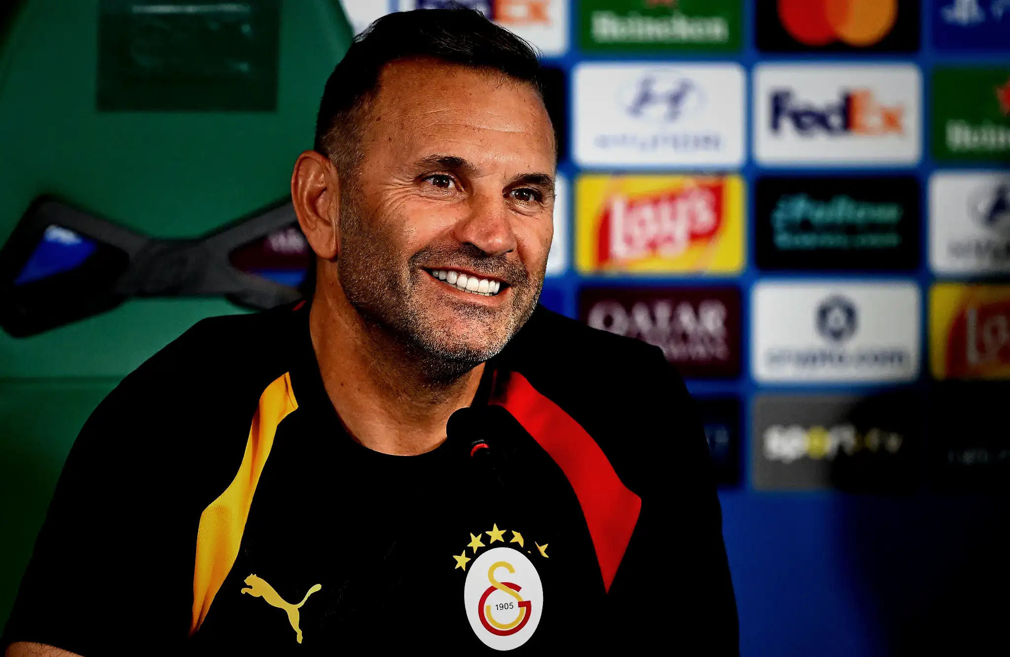 galatasaraydan transfer bombasi sampiyonlar ligi icin deva o yildiz isim 4