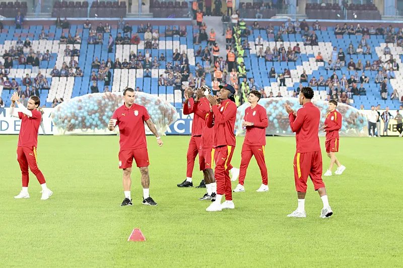 Galatasaray'dan transfer operasyonu! O bölgelere atak yapılacak 3 galatasaraydan transfer operasyonu o bolgelere atak yapilacak 1 nhq7RhVz