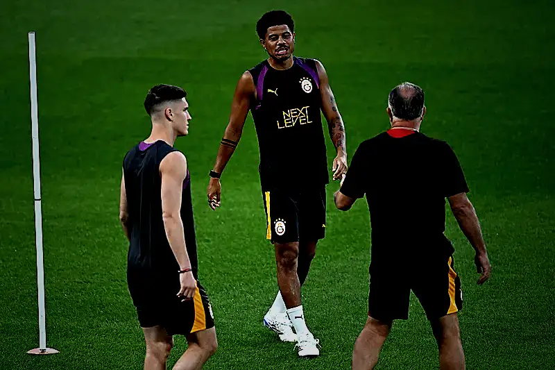 Galatasaray'ın yıldızına Premier Lig'den kanca! 14 galatasarayin yildizina premier ligden kanca 12 kDS9wIjm