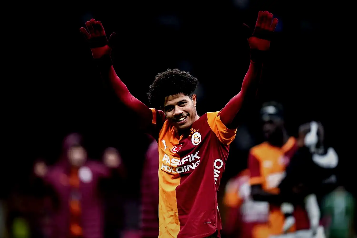 Galatasaray'ın yıldızına Premier Lig'den kanca! 7 galatasarayin yildizina premier ligden kanca 5 UrNSOr3h