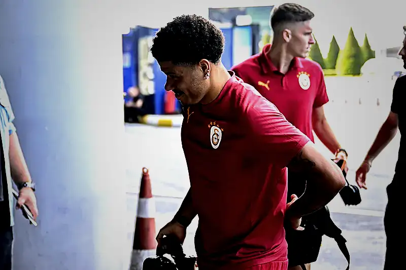 Galatasaray'ın yıldızına Premier Lig'den kanca! 11 galatasarayin yildizina premier ligden kanca 9