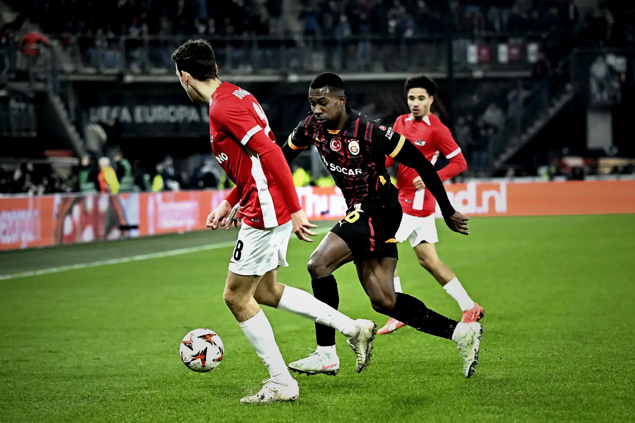 Galatasaraylı futbolcu için ayrılık görüşmesi! Menajeriyle birinci temas kuruldu 12 galatasarayli futbolcu icin ayrilik gorusmesi menajeriyle birinci temas kuruldu 10 ZL46ul1T